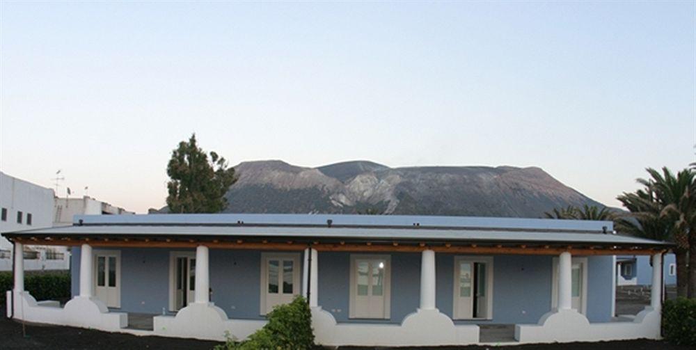 Residence I Pagghiari Bungalow Vulcano  Exterior foto